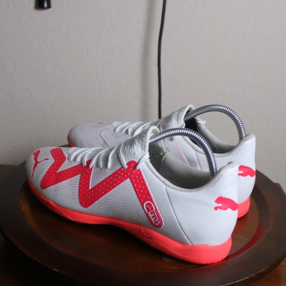 New Puma Indoor Soccer Shoes‎ Future Play White Fire Orchid Athletic Mens 12